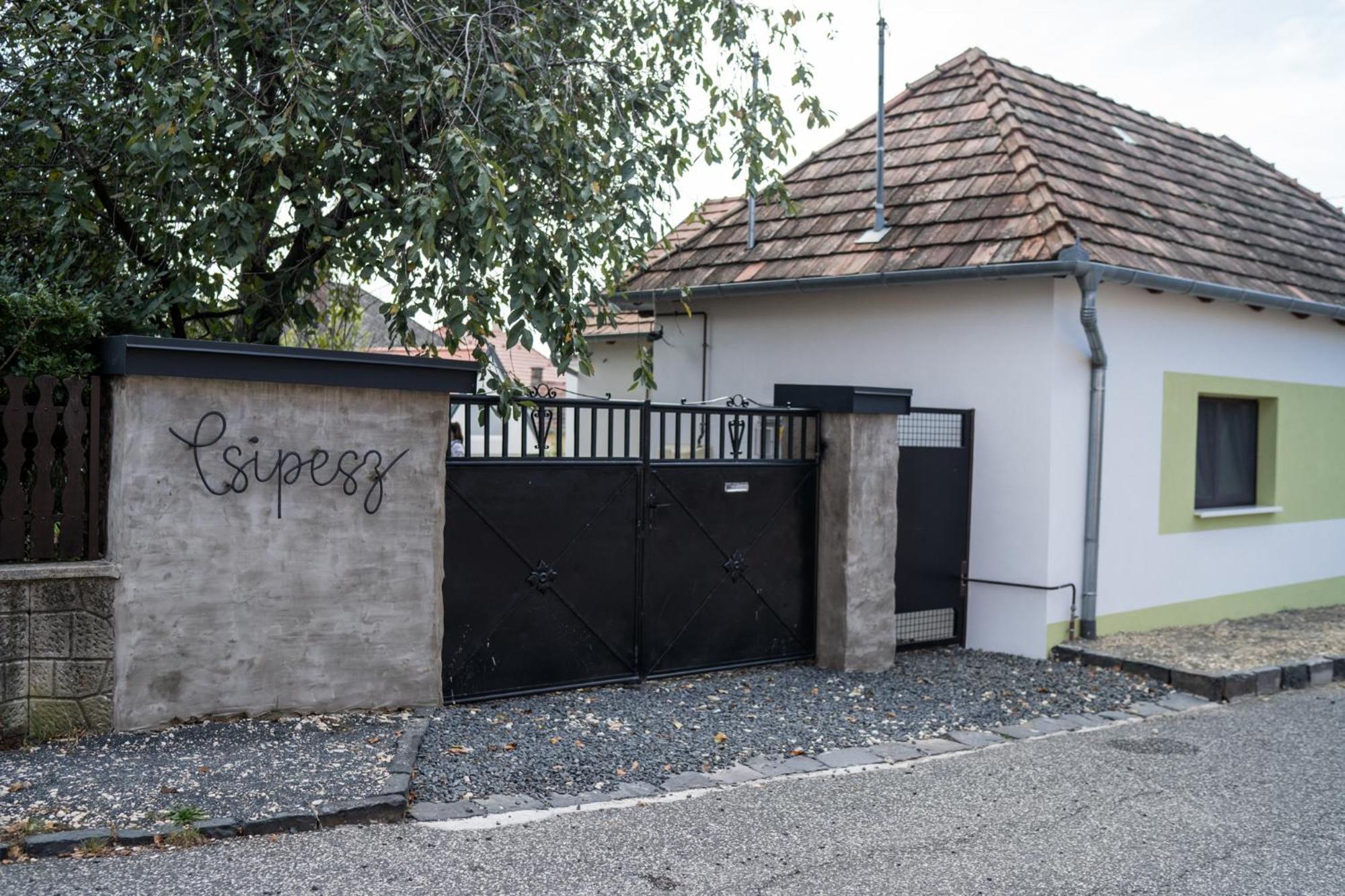 Ferienwohnung Csipesz_Vendeghaz Sümeg Exterior foto